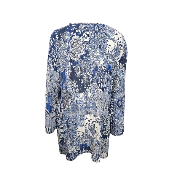 Blue& White Paisley/Floral Print Blouse - Picture 3 of 3